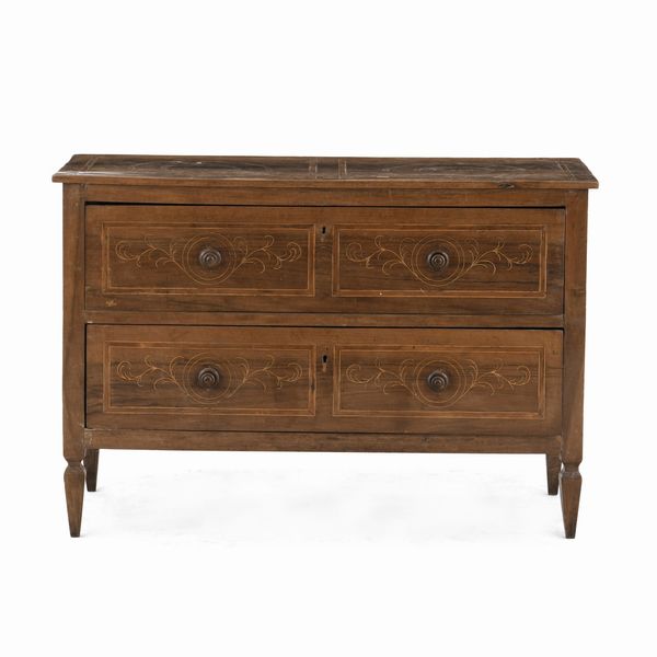 Cassettone Lugi XVI lastronato, filettato e intarsiato a motivi vegetali. XVIII-XIX secolo  - Asta Antiquariato - Associazione Nazionale - Case d'Asta italiane