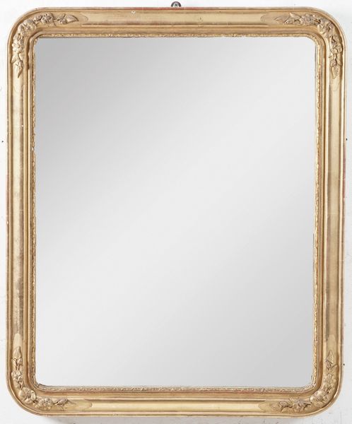 Specchiera in legno dorato. XX secolo  - Asta Antiquariato - Associazione Nazionale - Case d'Asta italiane