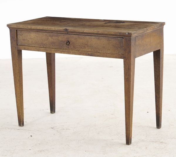 Tavolino rustico ad un cassetto. XIX secolo  - Asta Antiquariato - Associazione Nazionale - Case d'Asta italiane