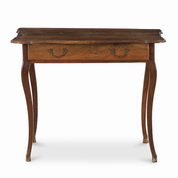 Tavolo da muro in legno con cassetto nella fascia, XVIII secolo  - Asta Antiquariato - Associazione Nazionale - Case d'Asta italiane