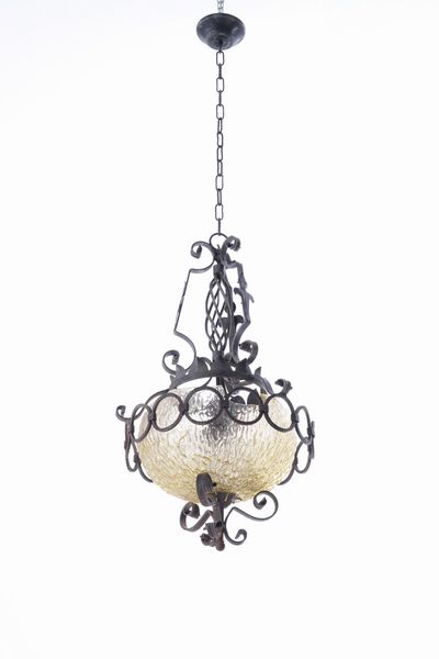 Lampada pensile in ferro e vetro giallo e applique in ferro a due luci  - Asta Antiquariato - Associazione Nazionale - Case d'Asta italiane