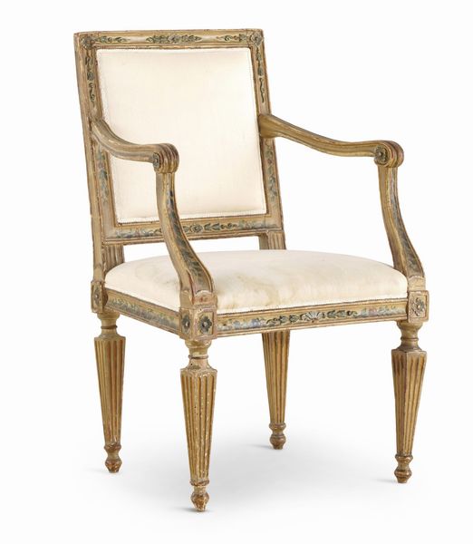 Poltrona Luigi XVI in legno intagliato e dipinto. XVIII secolo  - Asta Antiquariato - Associazione Nazionale - Case d'Asta italiane