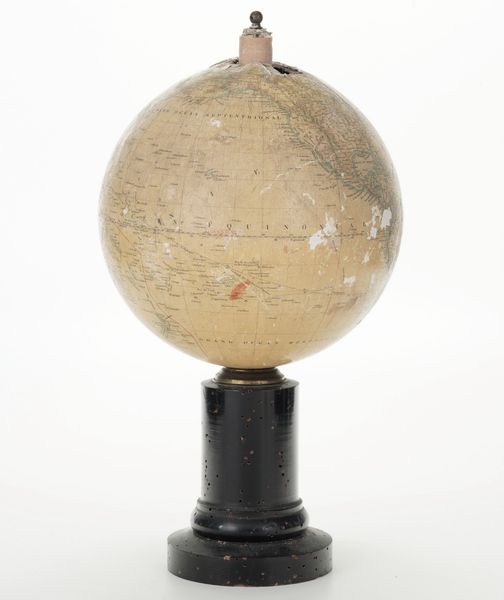 Mappamondo su base in legno  - Asta Antiquariato - Associazione Nazionale - Case d'Asta italiane