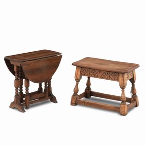 Lotto composto da un piccolo tavolino ad alette e un tavolino intagliato  - Asta Antiquariato - Associazione Nazionale - Case d'Asta italiane