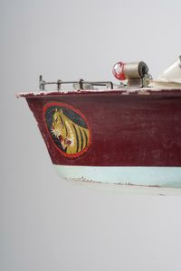 Modellino di motoscafo in legno. XX secolo  - Asta Antiquariato - Associazione Nazionale - Case d'Asta italiane