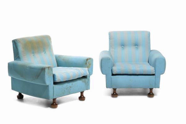 Due poltrone  - Asta Antiquariato del XX secolo - Associazione Nazionale - Case d'Asta italiane