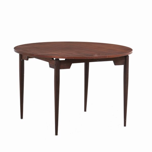 Tavolo circolare in legno con quattro gambe sfaccettate, XX secolo  - Asta Antiquariato del XX secolo - Associazione Nazionale - Case d'Asta italiane