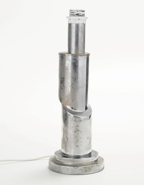 Lampada da tavolo in metallo anni ‘70  - Asta Antiquariato del XX secolo - Associazione Nazionale - Case d'Asta italiane