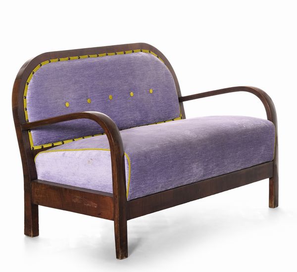 Divano.  - Asta Antiquariato del XX secolo - Associazione Nazionale - Case d'Asta italiane