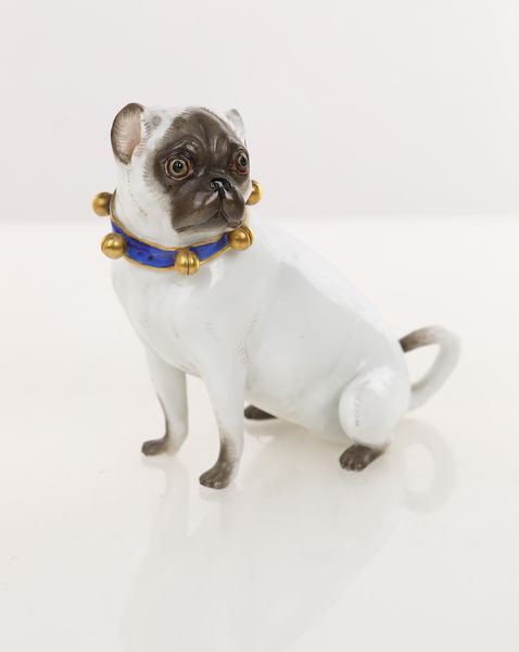 Cane carlino in porcellana  - Asta ASTA A TEMPO - Antiquariato, Dipinti, Oggetti d'Arte e Pastori da Presepe Napoletani - Associazione Nazionale - Case d'Asta italiane