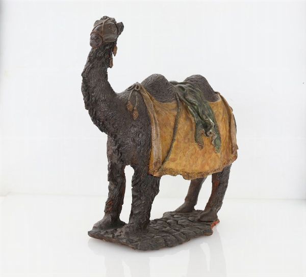 Grande figura di cammello bardato  - Asta ASTA A TEMPO - Antiquariato, Dipinti, Oggetti d'Arte e Pastori da Presepe Napoletani - Associazione Nazionale - Case d'Asta italiane