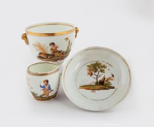 Parte di servizio da caffè in porcellana, Mosca, manifattura Alexander Popov, prima metà del XIX secolo  - Asta ASTA A TEMPO - Antiquariato, Dipinti, Oggetti d'Arte e Pastori da Presepe Napoletani - Associazione Nazionale - Case d'Asta italiane