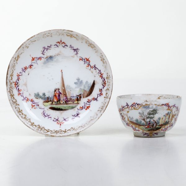 Tazza con piattino.<BR>Meissen, 1735-1740 circa.  - Asta Maioliche, Porcellane e Vetri - Associazione Nazionale - Case d'Asta italiane