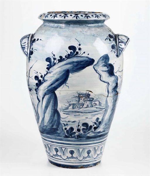 Vaso in maiolica con stemma, XX secolo.  - Asta Maioliche, Porcellane e Vetri - Associazione Nazionale - Case d'Asta italiane