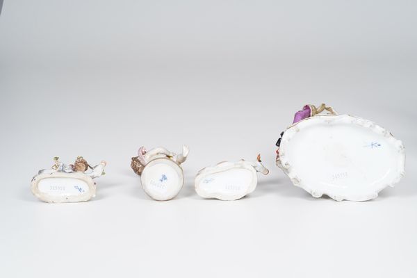 Dieci figurine.<BR>Manifatture diverse, XIX-XX secolo.<BR>  - Asta Maioliche, Porcellane e Vetri - Associazione Nazionale - Case d'Asta italiane