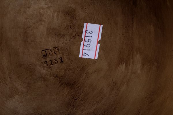 Coppia di figurine raffiguranti gitani.<BR>Germania, Johann Maresch, prima met del XX secolo.  - Asta Maioliche, Porcellane e Vetri - Associazione Nazionale - Case d'Asta italiane