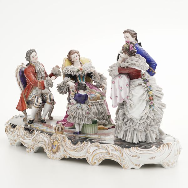 Grande gruppo.<BR>Napoli (?), XX secolo.  - Asta Maioliche, Porcellane e Vetri - Associazione Nazionale - Case d'Asta italiane