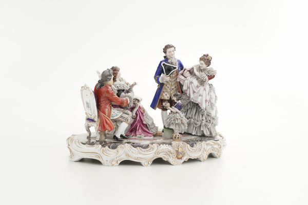 Grande gruppo.<BR>Napoli (?), XX secolo.  - Asta Maioliche, Porcellane e Vetri - Associazione Nazionale - Case d'Asta italiane