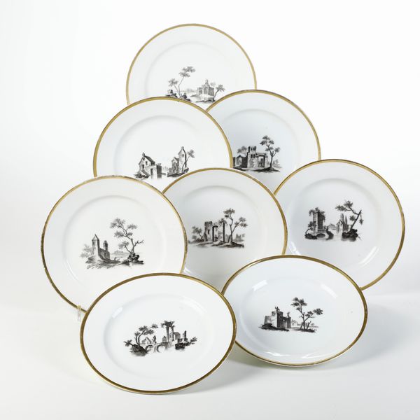 Otto piatti, primi decenni del XIX secolo.  - Asta Maioliche, Porcellane e Vetri - Associazione Nazionale - Case d'Asta italiane