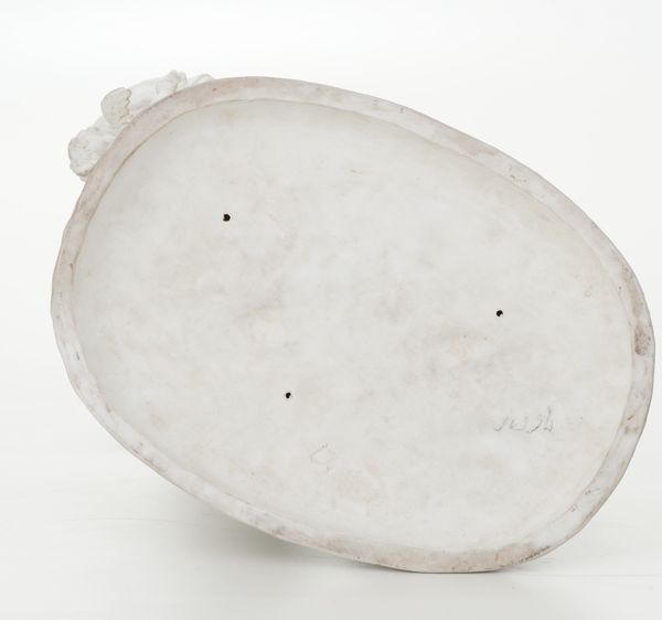 Gruppo raffigurante muse con putti, XX secolo.<BR>  - Asta Maioliche, Porcellane e Vetri - Associazione Nazionale - Case d'Asta italiane