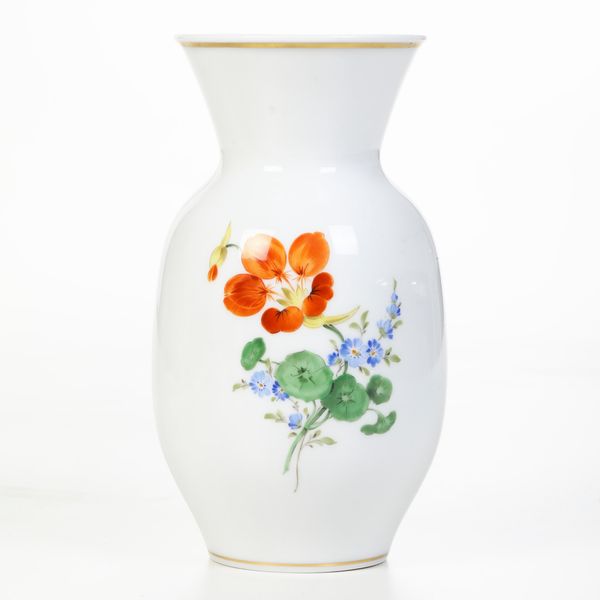 Vaso.<BR>Meissen, XX secolo.  - Asta Maioliche, Porcellane e Vetri - Associazione Nazionale - Case d'Asta italiane