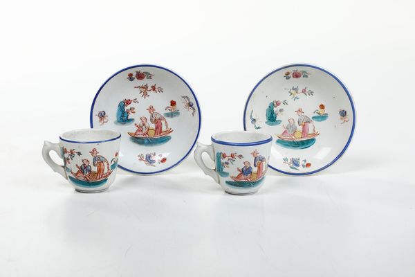 Coppia di tazze con piattino.<BR>Veneto, probabilmente Nove, XIX secolo.  - Asta Maioliche, Porcellane e Vetri - Associazione Nazionale - Case d'Asta italiane