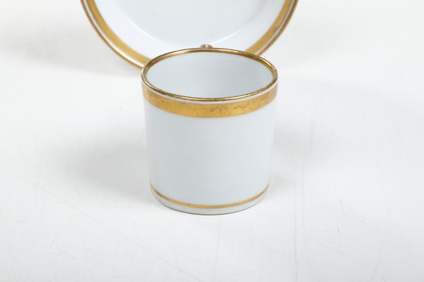 Tazza con piattino.<BR>Vienna, verso il 1850.  - Asta Maioliche, Porcellane e Vetri - Associazione Nazionale - Case d'Asta italiane