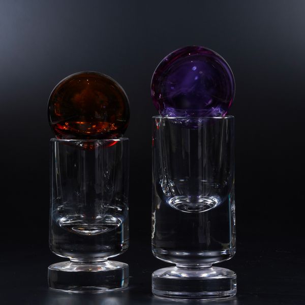 Due vasi.<BR>Francia, Manifattura Baccarat, seconda met del XX secolo.<BR>  - Asta Maioliche, Porcellane e Vetri - Associazione Nazionale - Case d'Asta italiane