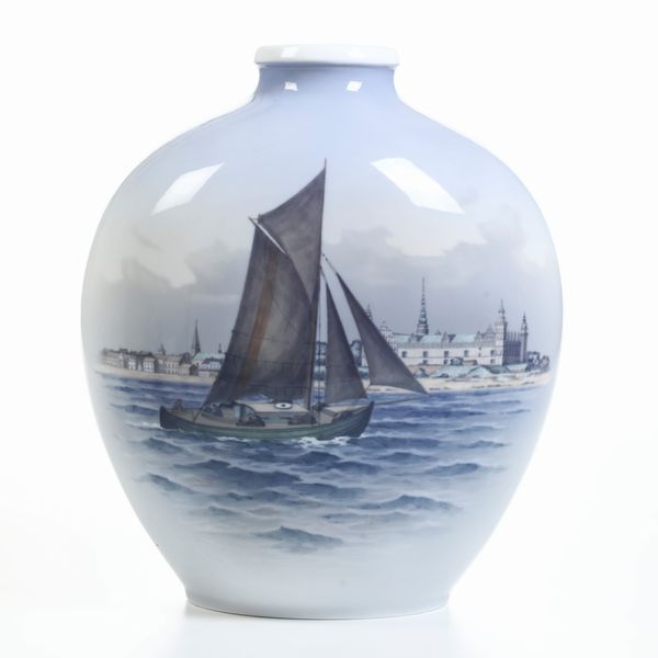 Vaso.<BR>Danimarca, Manifattura Royal Copenaghen, 1955.  - Asta Maioliche, Porcellane e Vetri - Associazione Nazionale - Case d'Asta italiane