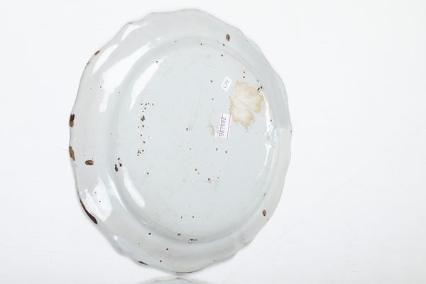 Coppia di piatti.<BR>Nove, XIX secolo.<BR>  - Asta Maioliche, Porcellane e Vetri - Associazione Nazionale - Case d'Asta italiane