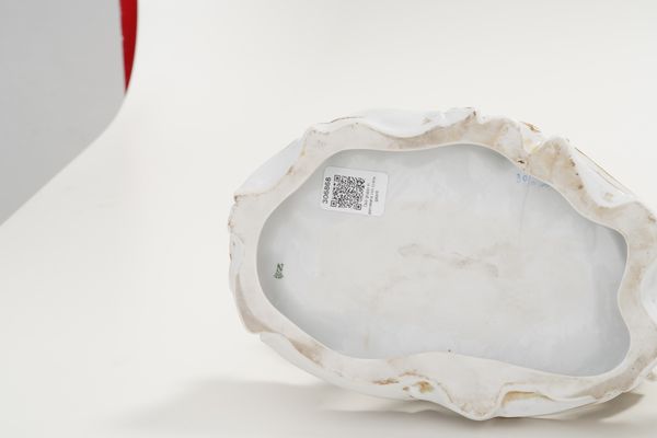 Due gruppi con scene galanti, XX secolo.<BR>  - Asta Maioliche, Porcellane e Vetri - Associazione Nazionale - Case d'Asta italiane