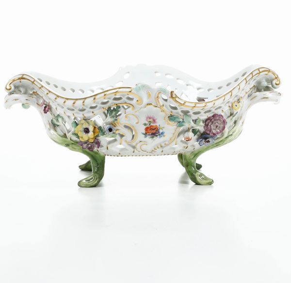 Cestino. <BR>Meissen, inizio del XX secolo.  - Asta Maioliche, Porcellane e Vetri - Associazione Nazionale - Case d'Asta italiane