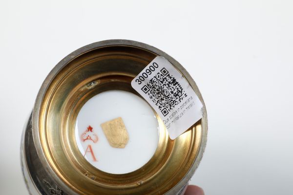 Due scatole, inizi del XX secolo.  - Asta Maioliche, Porcellane e Vetri - Associazione Nazionale - Case d'Asta italiane