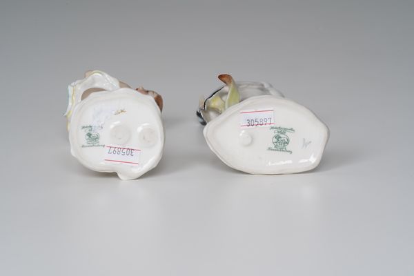 Due figurine, ballerina e airone.<BR>Germania, Manifattura Hutschenreuther, secondo quarto del XX secolo.  - Asta Maioliche, Porcellane e Vetri - Associazione Nazionale - Case d'Asta italiane