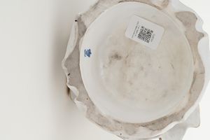 Due grandi figure.<BR>Germania, probabilmente Turingia, XX secolo.  - Asta Maioliche, Porcellane e Vetri - Associazione Nazionale - Case d'Asta italiane