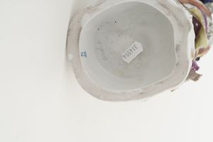 Due grandi figure.<BR>Germania, probabilmente Turingia, XX secolo.  - Asta Maioliche, Porcellane e Vetri - Associazione Nazionale - Case d'Asta italiane