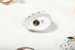 Lotto di trentasei animali.<BR>Inghilterra, Royal Crown Derby, ultimo quarto del XX secolo.  - Asta Maioliche, Porcellane e Vetri - Associazione Nazionale - Case d'Asta italiane