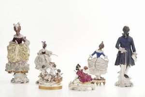 Quattro sculture e due gruppi.<BR>Germania, XX secolo.  - Asta Maioliche, Porcellane e Vetri - Associazione Nazionale - Case d'Asta italiane