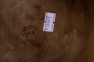 Coppia di figurine raffiguranti gitani.<BR>Germania, Johann Maresch, prima met del XX secolo.  - Asta Maioliche, Porcellane e Vetri - Associazione Nazionale - Case d'Asta italiane