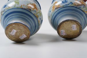 Coppia di pillolieri, XIX secolo.  - Asta Maioliche, Porcellane e Vetri - Associazione Nazionale - Case d'Asta italiane