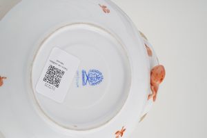 Tazza da brodo con sottopiatto.<BR>Ungheria, Manifattura Herend, XX secolo.  - Asta Maioliche, Porcellane e Vetri - Associazione Nazionale - Case d'Asta italiane