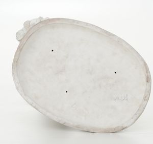 Gruppo raffigurante muse con putti, XX secolo.<BR>  - Asta Maioliche, Porcellane e Vetri - Associazione Nazionale - Case d'Asta italiane