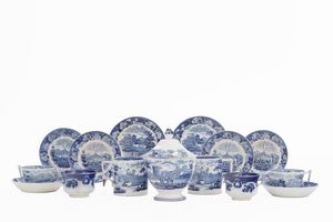 Servizio da t.<BR>Inghilterra, Manifatture di Wedgwood e Copeland, fine del XIX inizio del XX secolo.  - Asta Maioliche, Porcellane e Vetri - Associazione Nazionale - Case d'Asta italiane