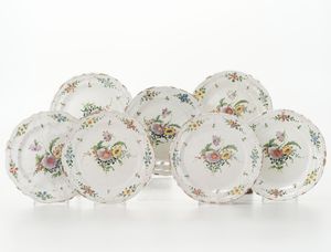 Sette piatti.<BR>Probabilmente Imola, Societ Cooperativa Ceramica, XX secolo.  - Asta Maioliche, Porcellane e Vetri - Associazione Nazionale - Case d'Asta italiane