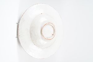 Piatto da parata. <BR>Deruta, XX secolo.  - Asta Maioliche, Porcellane e Vetri - Associazione Nazionale - Case d'Asta italiane