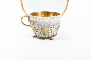 Tazza con piattino.<BR>Meissen, met del XIX secolo circa.  - Asta Maioliche, Porcellane e Vetri - Associazione Nazionale - Case d'Asta italiane