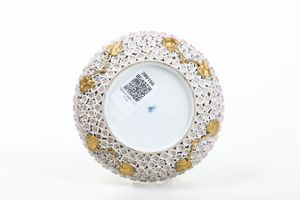 Tazza con piattino.<BR>Meissen, met del XIX secolo circa.  - Asta Maioliche, Porcellane e Vetri - Associazione Nazionale - Case d'Asta italiane