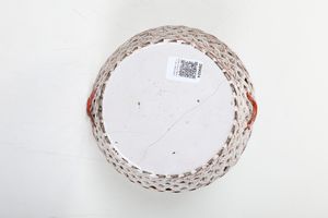 Cestino.<BR>Probabilmente Lombardia, XX secolo.  - Asta Maioliche, Porcellane e Vetri - Associazione Nazionale - Case d'Asta italiane