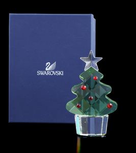 Felix L'albero di Natale.<BR>Swarovski scs edizione annuale 2007.<BR>Designer Eva Maria Ried.  - Asta Maioliche, Porcellane e Vetri - Associazione Nazionale - Case d'Asta italiane