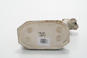 Figurina di schnauzer.<BR>Ugo Zaccagnin (?), met del XX secolo.  - Asta Maioliche, Porcellane e Vetri - Associazione Nazionale - Case d'Asta italiane